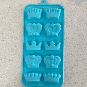 Crown silicone mold